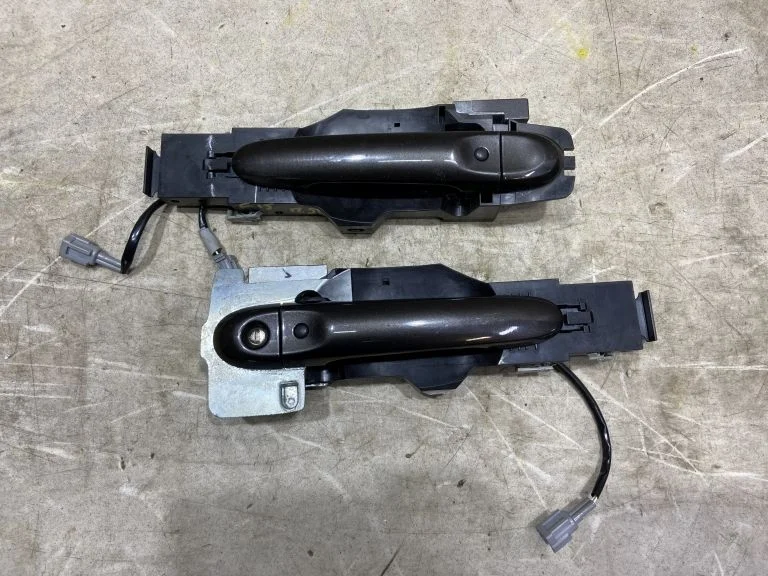 Ручка двери передняя Nissan Juke F15 Жук Ф15