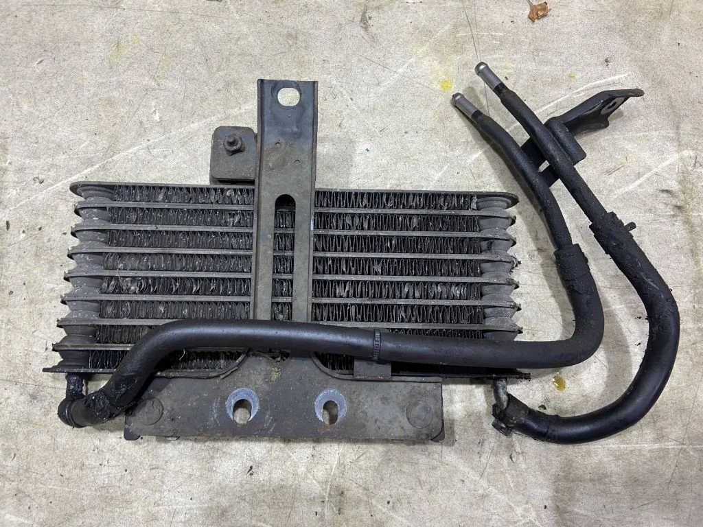 Радиатор масляный Nissan Qashqai J10 21606JD30B