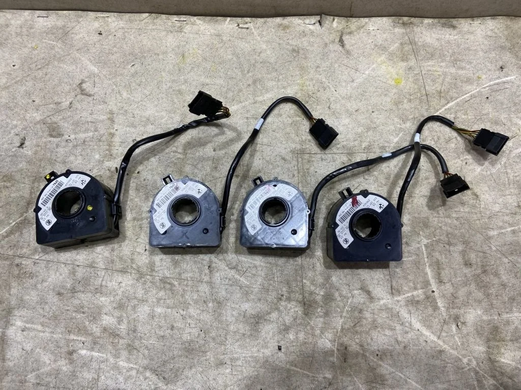 Датчик угла поворота руля BMW E53