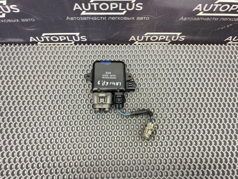 Блок управления вентилятором Mitsubishi Lancer 2007 1C23219700 СЕДАН 4G13