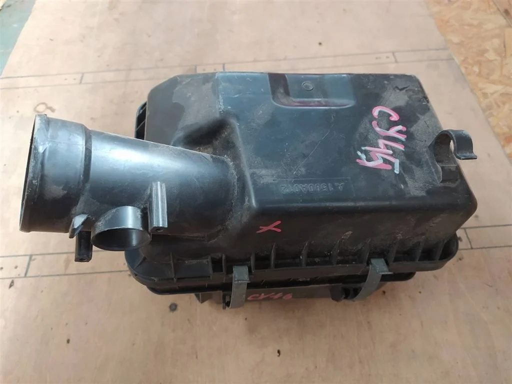 Б.у. корпус воздушного фильтра MITSUBISHI LANCER CY4A MITSUBISHI LANCER CY4A