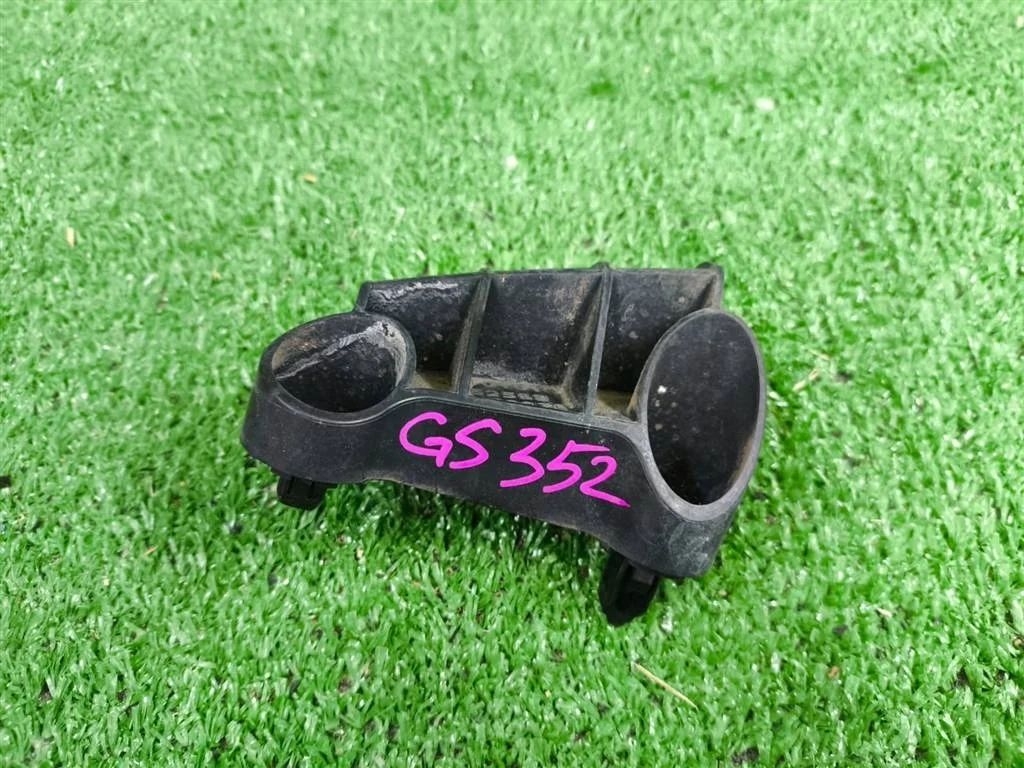 Б.у. крепление бампера зад LEXUS GS350 GRS191 LEXUS GS350 GRS191