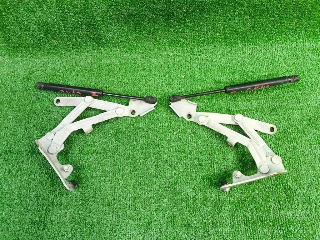 Б.у. петля багажника (2шт) MITSUBISHI LANCER CY4A MITSUBISHI LANCER CY4A