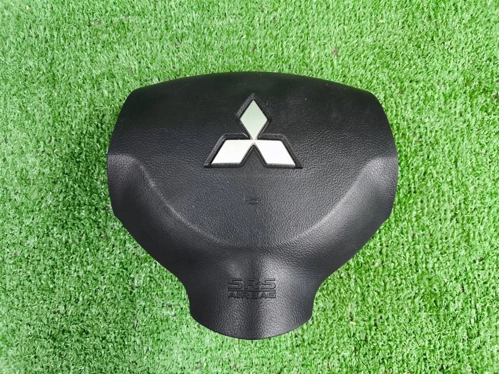 Б.у. подушка безопасности водителя MITSUBISHI LANCER CY4A MITSUBISHI LANCER CY4A