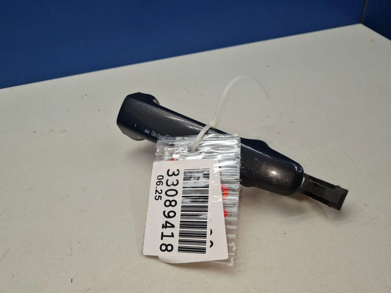 Ручка двери нaружная для Volvo V50 2004-2012