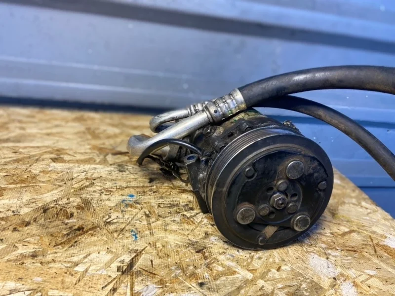 Компрессор кондиционера Opel Corsa 24461719 Z14XEP