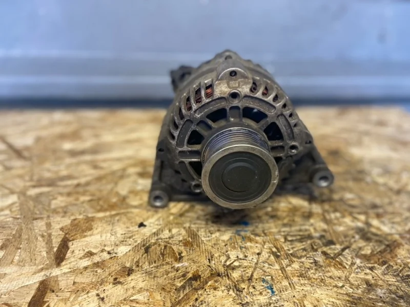 Генератор Opel Astra 13500582 A14NET