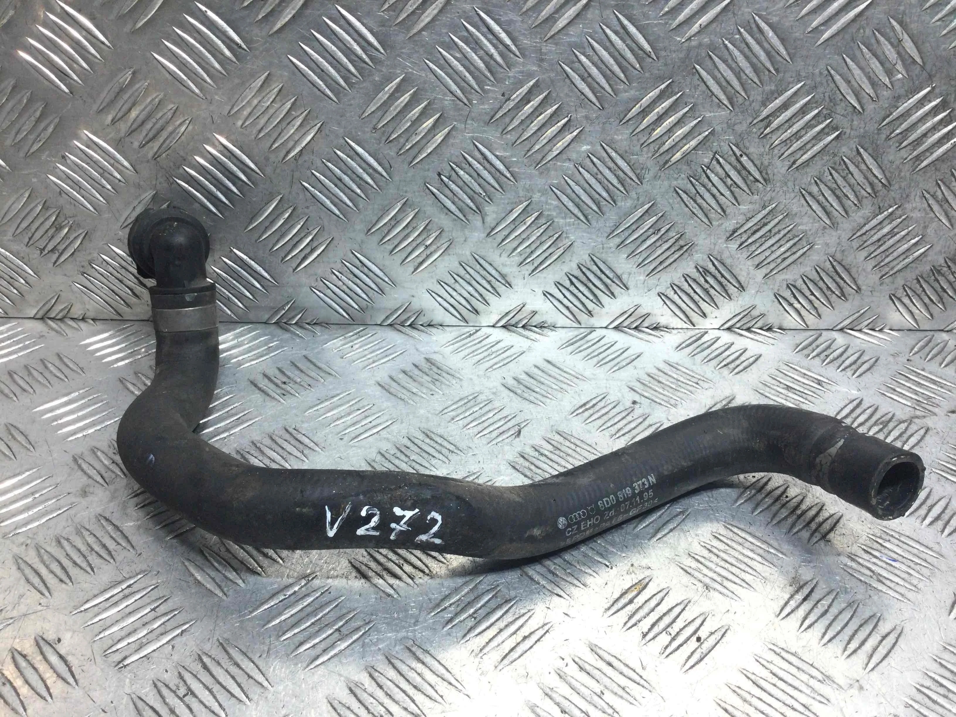 Патрубок (трубопровод, шланг) Volkswagen Passat B5 (1996-2000) бензин 1.6 i Механика Универсал