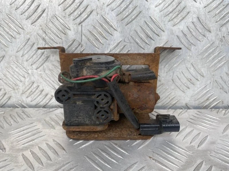 Моторчик блокировки заднего моста Mitsubishi Pajero Sport Ii (2008-2017) 2011 3590A011 ВНЕДОРОЖНИК 2.5 D 4D56