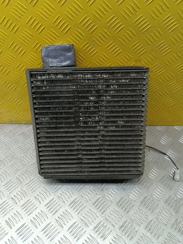 Испаритель кондиционера Toyota Land Cruiser (100) 1998-2007 2004 8850160190 ВНЕДОРОЖНИК 4.7 I 2UZFE