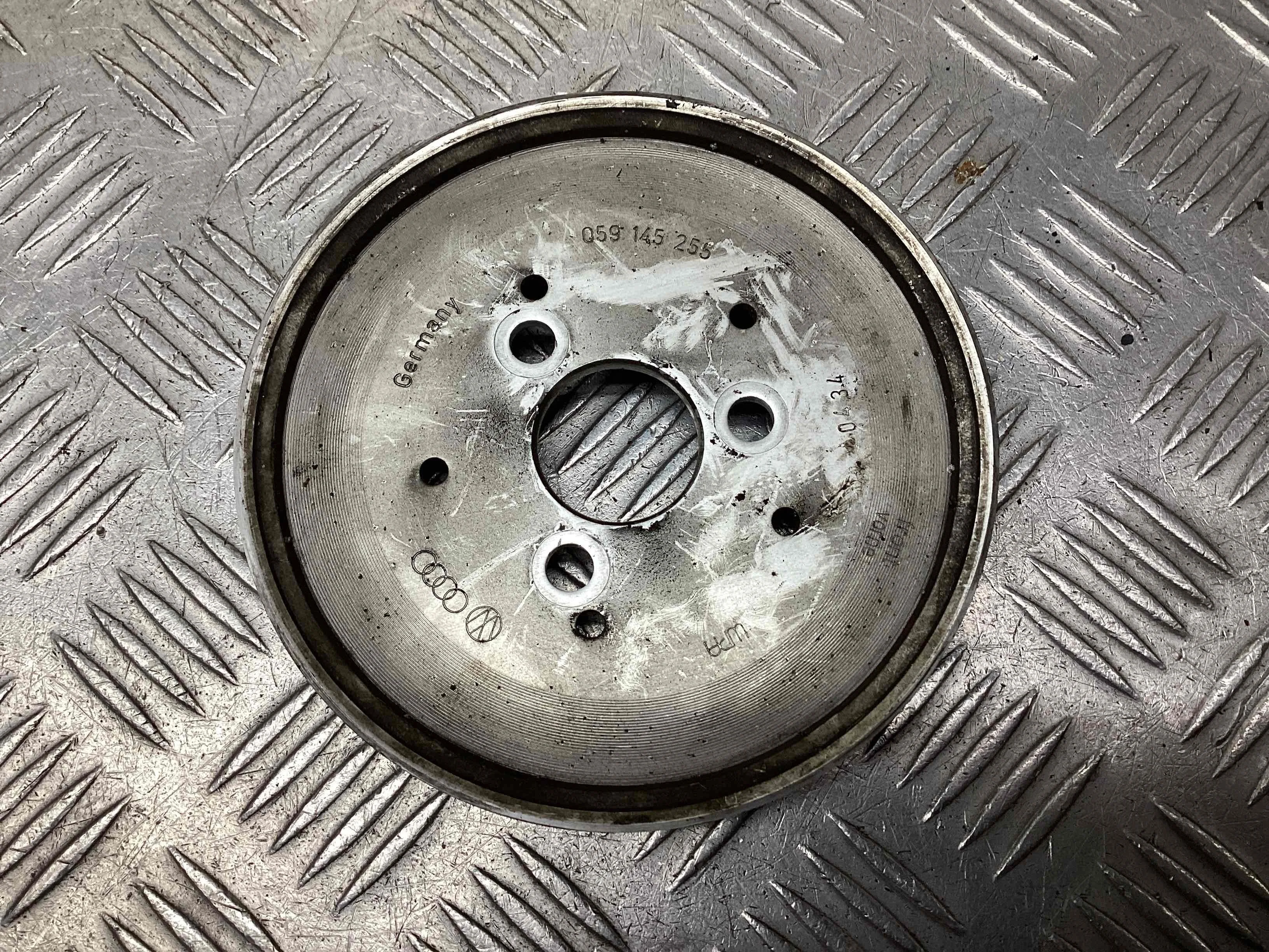 Шкив насоса гидроусилителя Audi A6 A6 C5 (4B) 2001-2004 рестайлинг 2003 2,5 Дизель Вариатор Универсал.