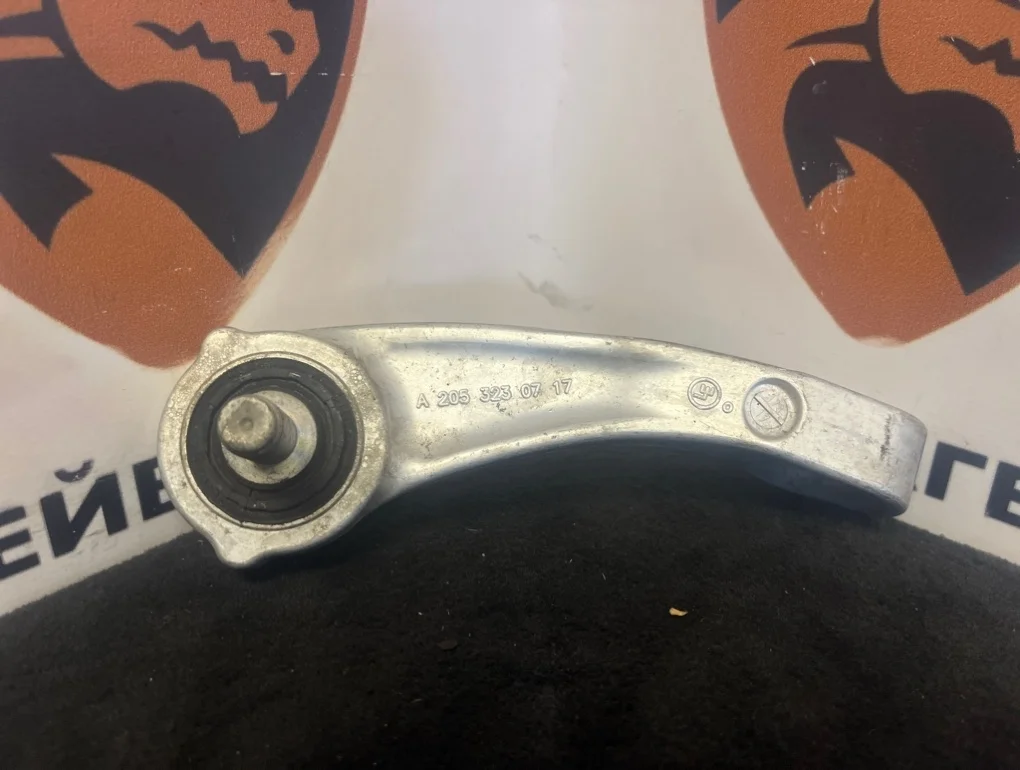 Стойка стабилизатора Mercedes-Benz -Class 2017 W205