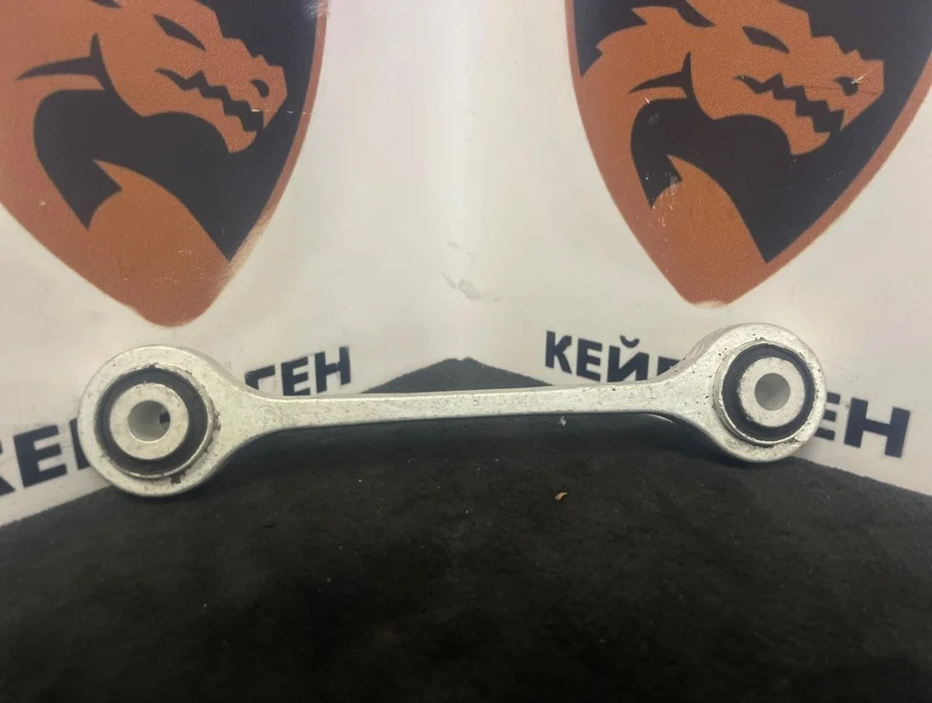 Стойка стабилизатора Volkswagen Touareg 2015 7P