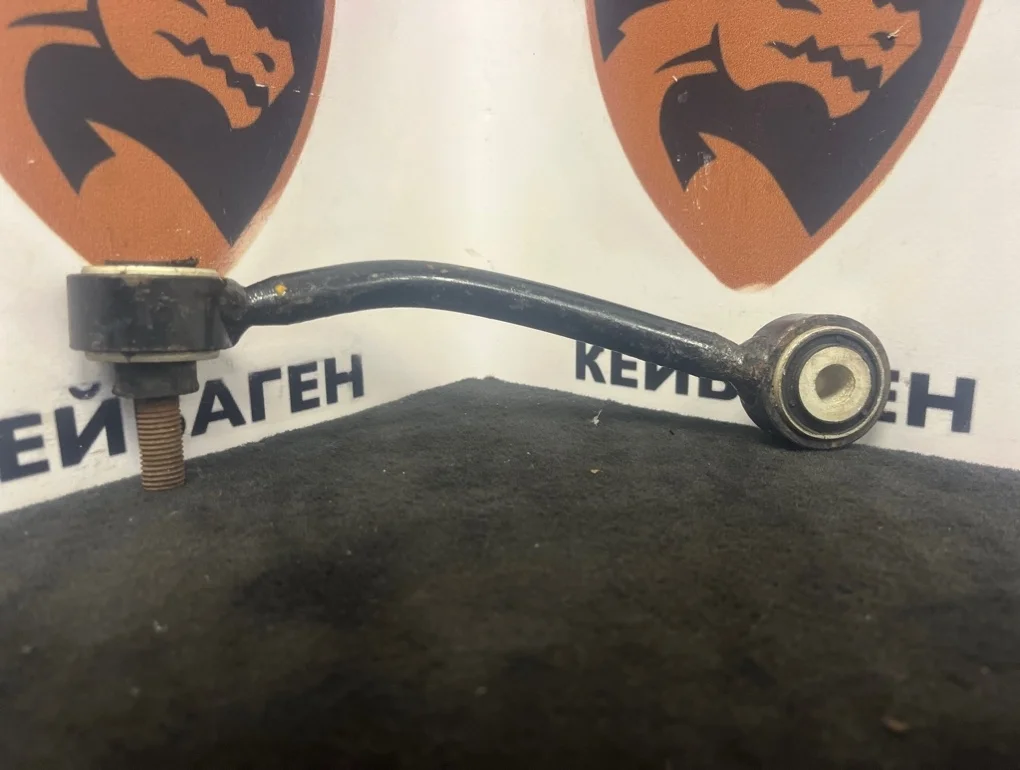 Стойка стабилизатора Volkswagen Touareg 2013 7P