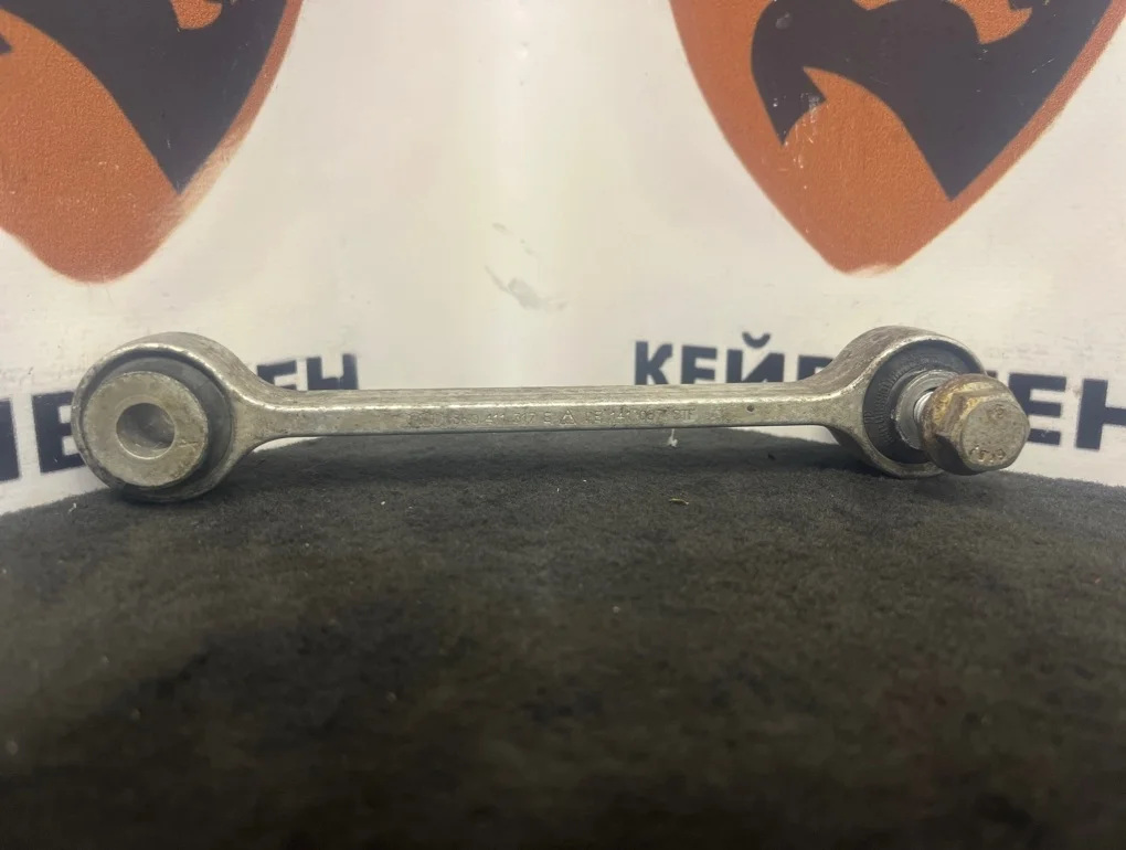 Стойка стабилизатора Audi A4 2013 B8