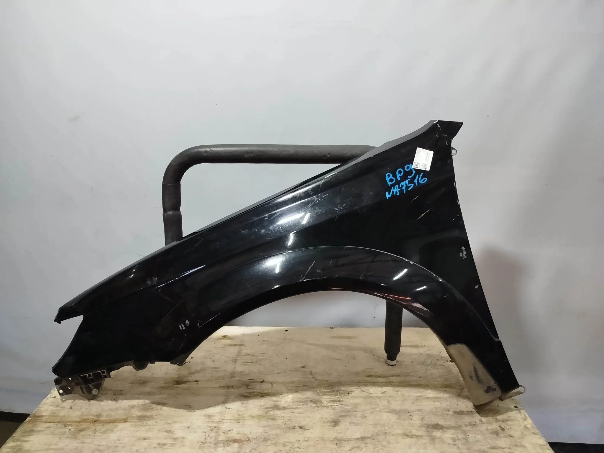 КРЫЛО SUBARU OUTBACK BP9 BPE BPH 57110AG1109P ПЕРЕДНЕЕ ЛЕВОЕ 2 МОДЕЛЬ черный, 32J NA7516