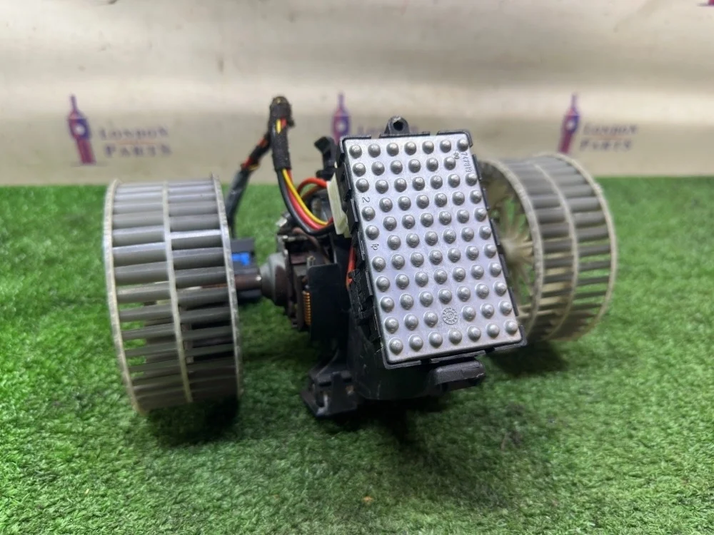 Моторчик печки BMW M6 E63