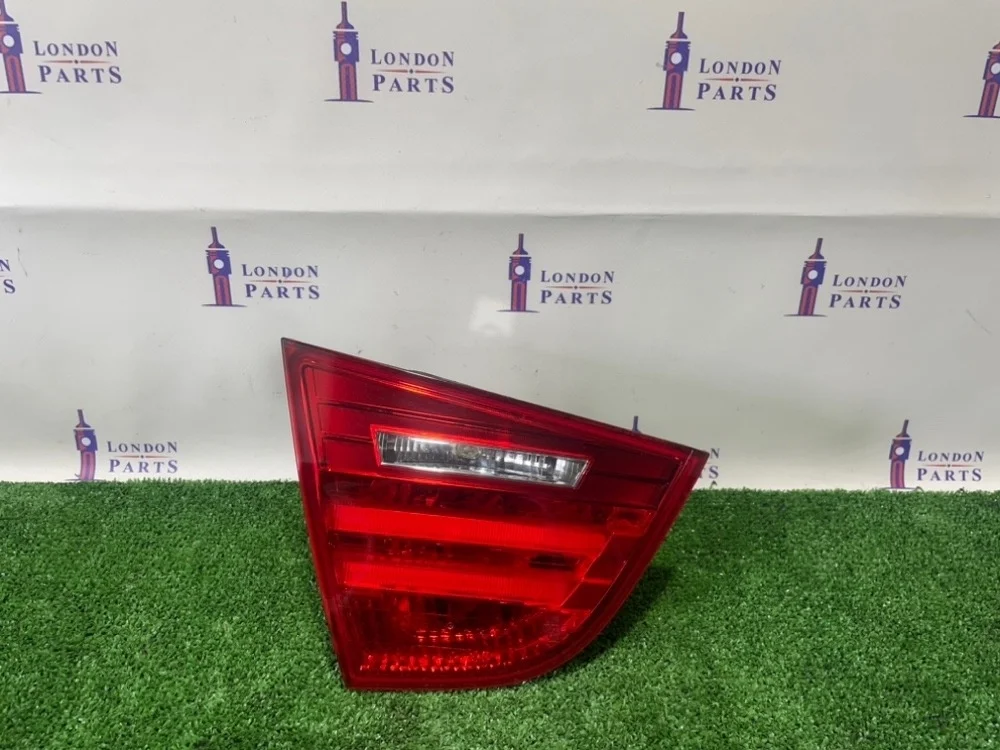 Фонарь в крышку багажника BMW E90