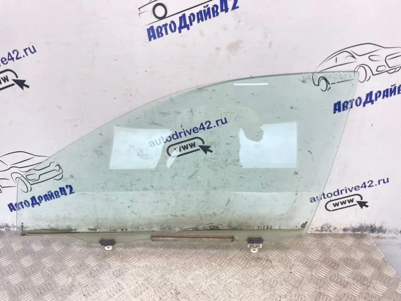 стекло боковое toyota Corolla 2006 ZZE120 4ZZFE