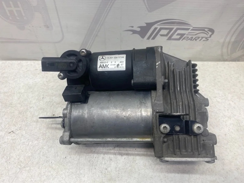 Компрессор пневмоподвески Mercedes-benz W221