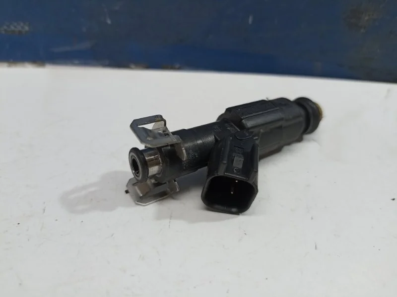 Форсунка топливная Ford Focus 2 2008 1149958 1.8 QQDB