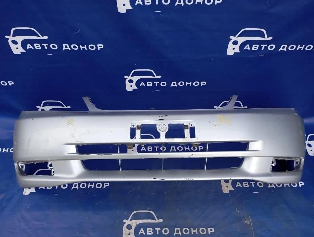 бампер TOYOTA COROLLA RUNX NZE121 1NZFE