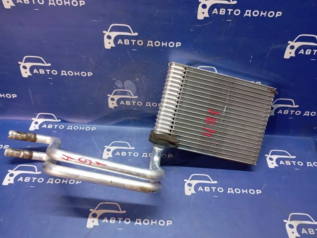 радиатор печки FORD FOCUS CB8 -