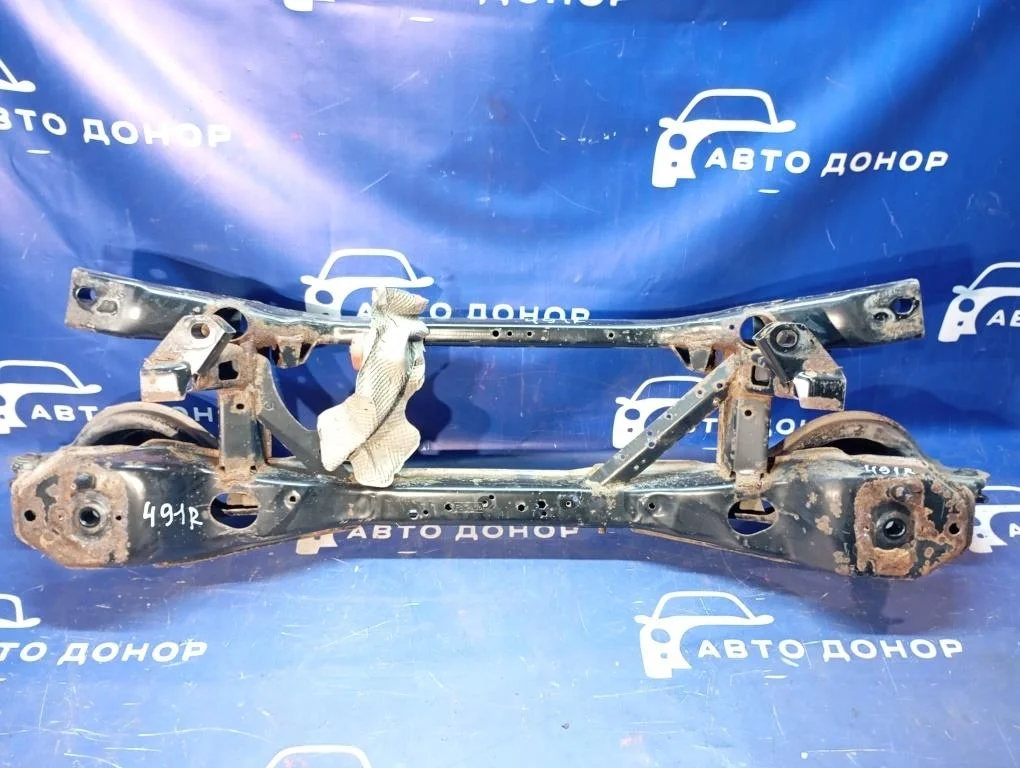 балка поперечная FORD FOCUS CB8 IQDB