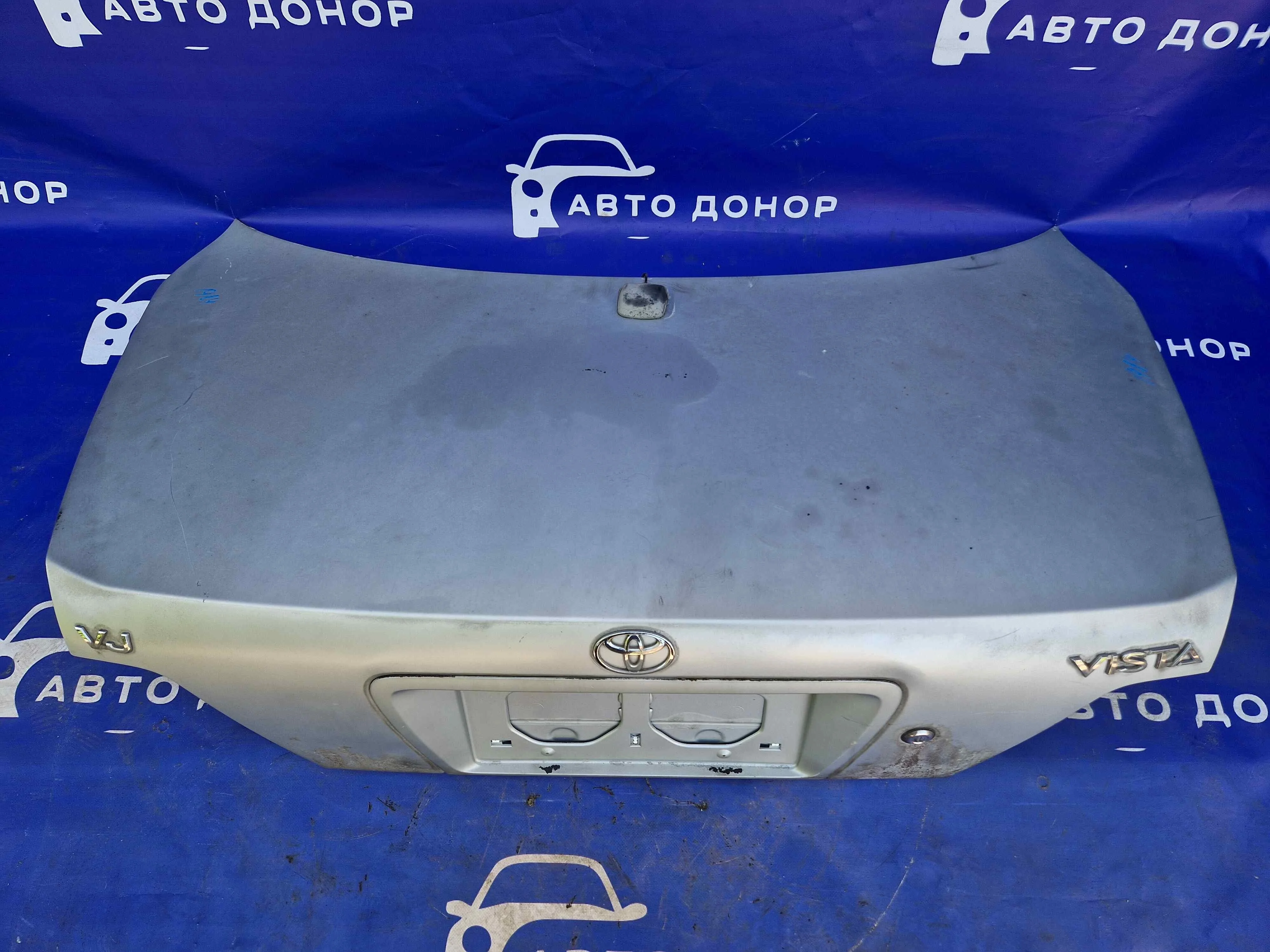 крышка багажника TOYOTA VISTA SV40 4SFE - 64401-32710