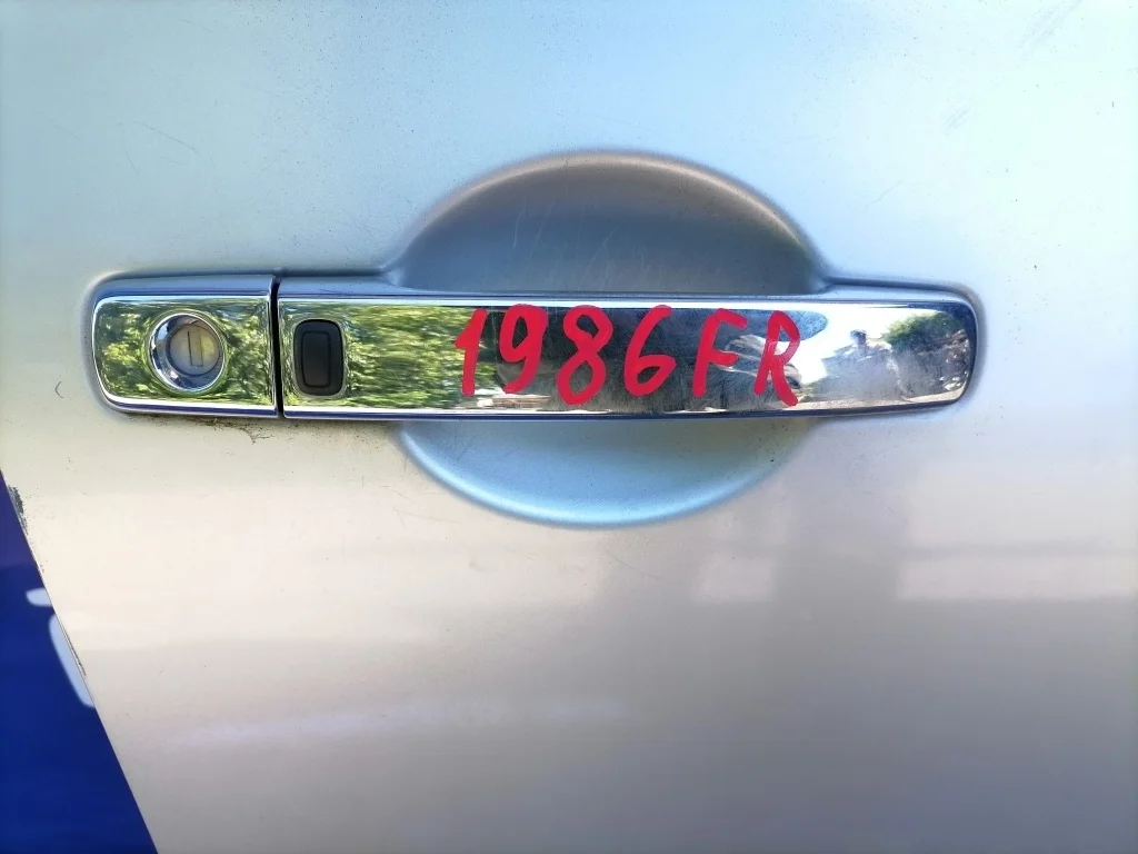 ручка двери NISSAN DUALIS KNJ10 MR20DE