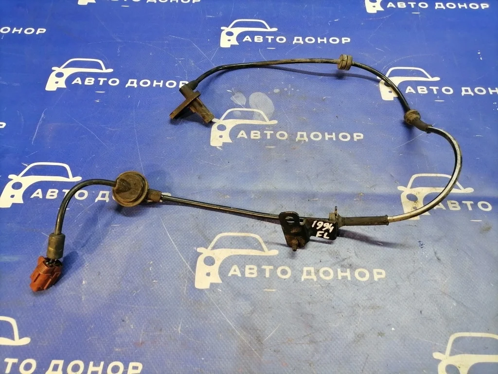 датчик abs NISSAN WINGROAD WFY11 QG15DE