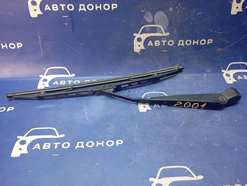 дворник 5-й двери TOYOTA CALDINA ST210 3SFE