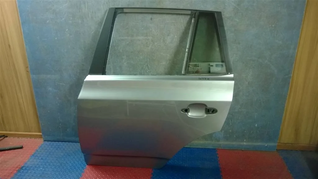 дверь BMW X3 E83  N47D20A 177лс 2.0D