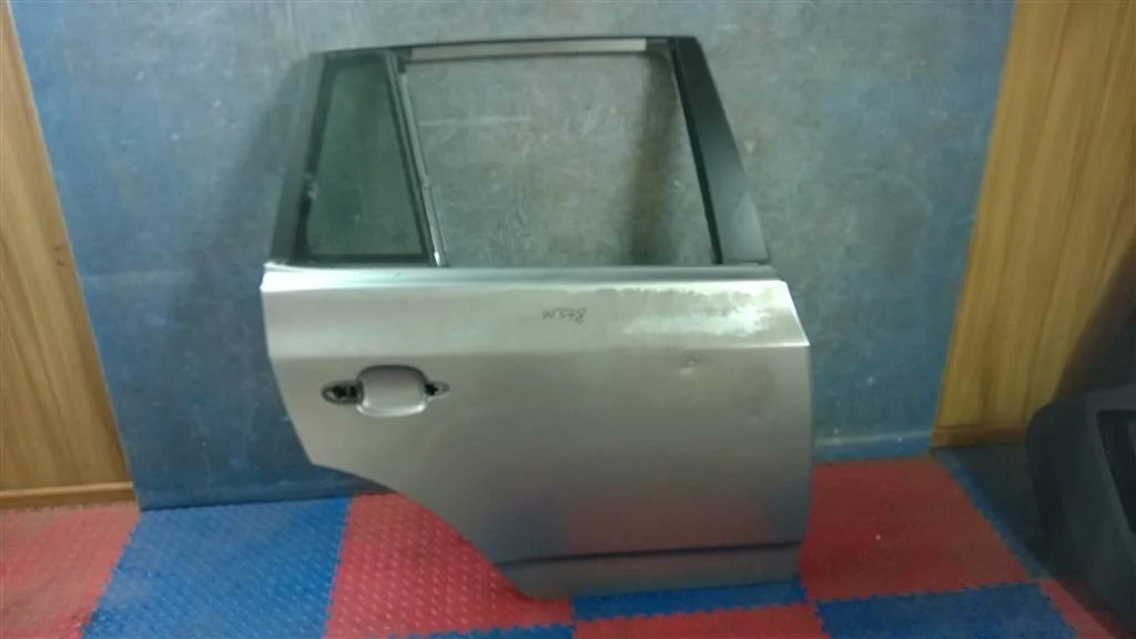 дверь BMW X3 E83  N47D20A 177лс 2.0D