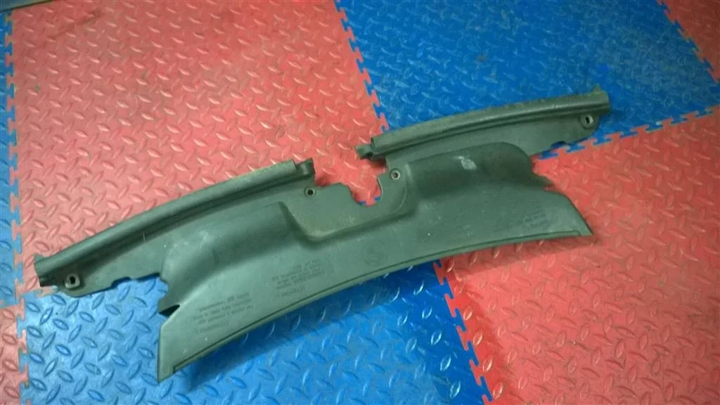 воздухозаборник наружный BMW X3 E83