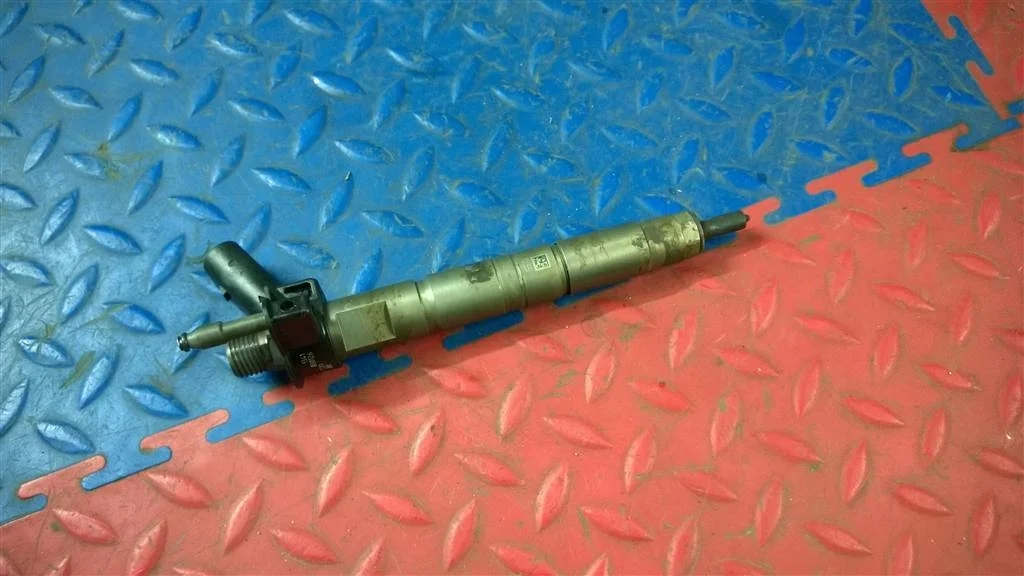 форсунка дизельная электрическая BMW X3 E83  N47D20A 177лс 2.0D