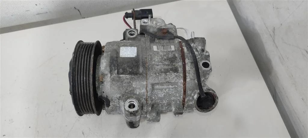 Компрессор кондиционера 6Q0820803G  1.2 Бензин Vo