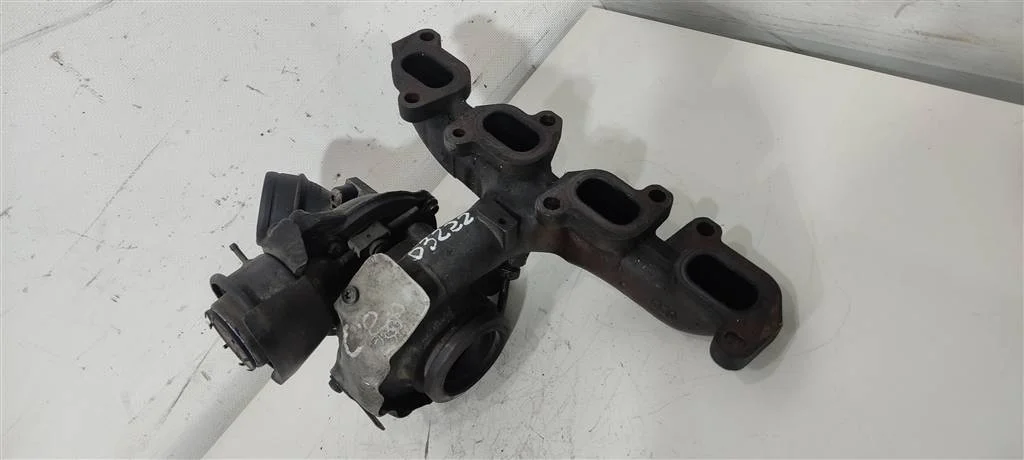 Турбина 03L253056G  2.0 TDI Volkswagen