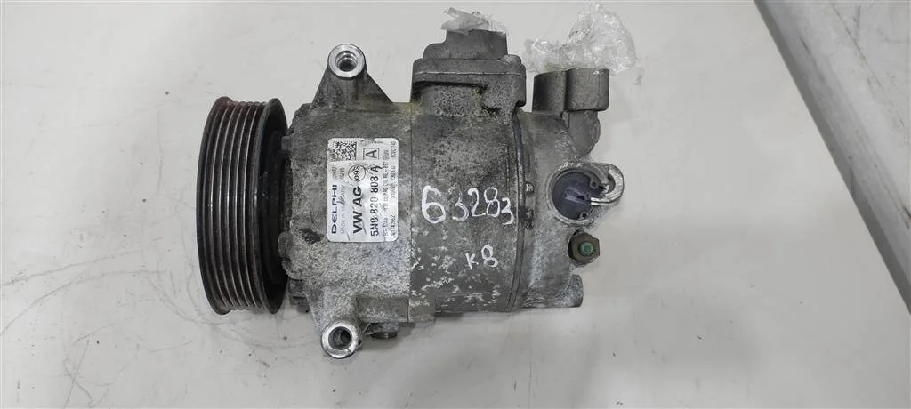 Компрессор кондиционера 5N0820803A  2.0 TDI Volks