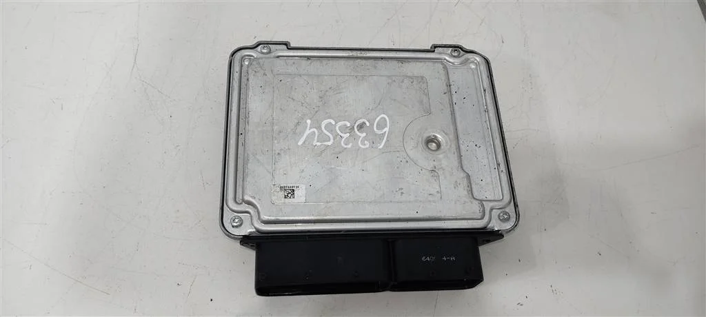 Блок управления двигателем 03C906027CT  1.4 TSI V