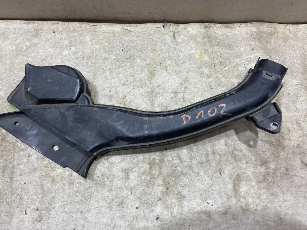 Воздухозаборник Nissan Qashqai J11 HRA2DDT  1.2