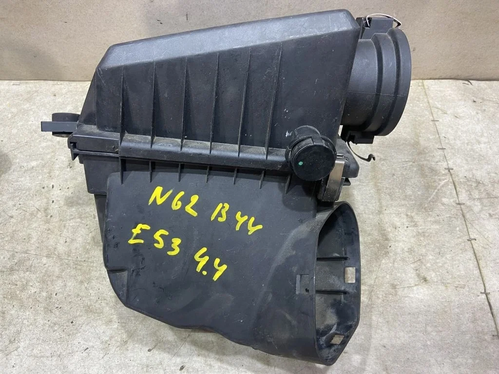 Корпус воздушного фильтра BMW X5 E53 N62B44