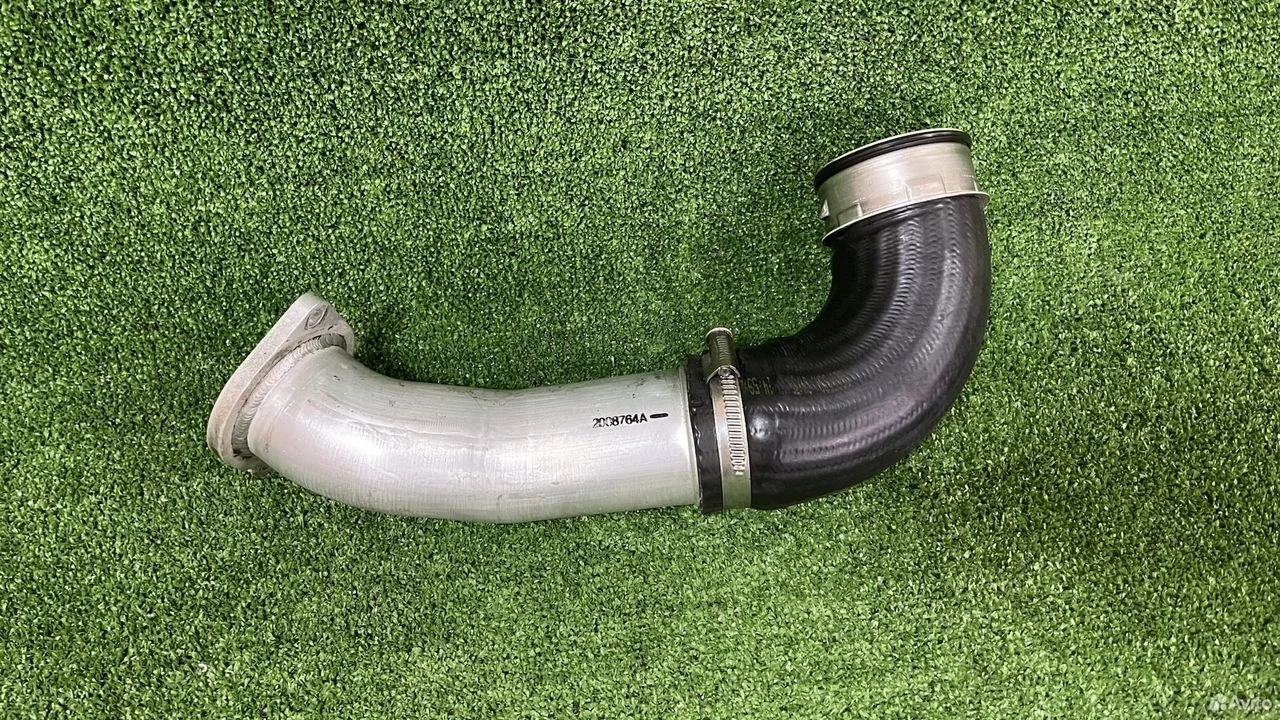 Патрубок интеркулера om642 mercedes a6420908137