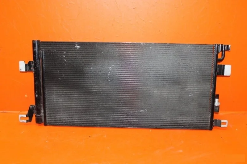 Радиатор кондиционера Audi A5 2016-нв F5