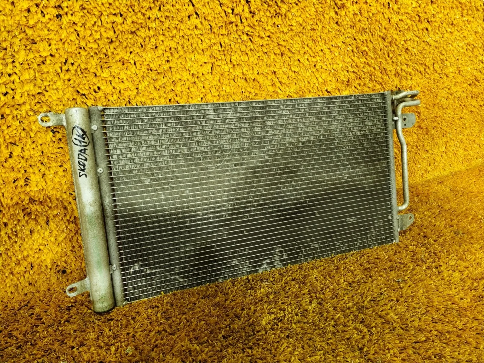 Радиатор кондиционера Skoda Rapid 2014-2020