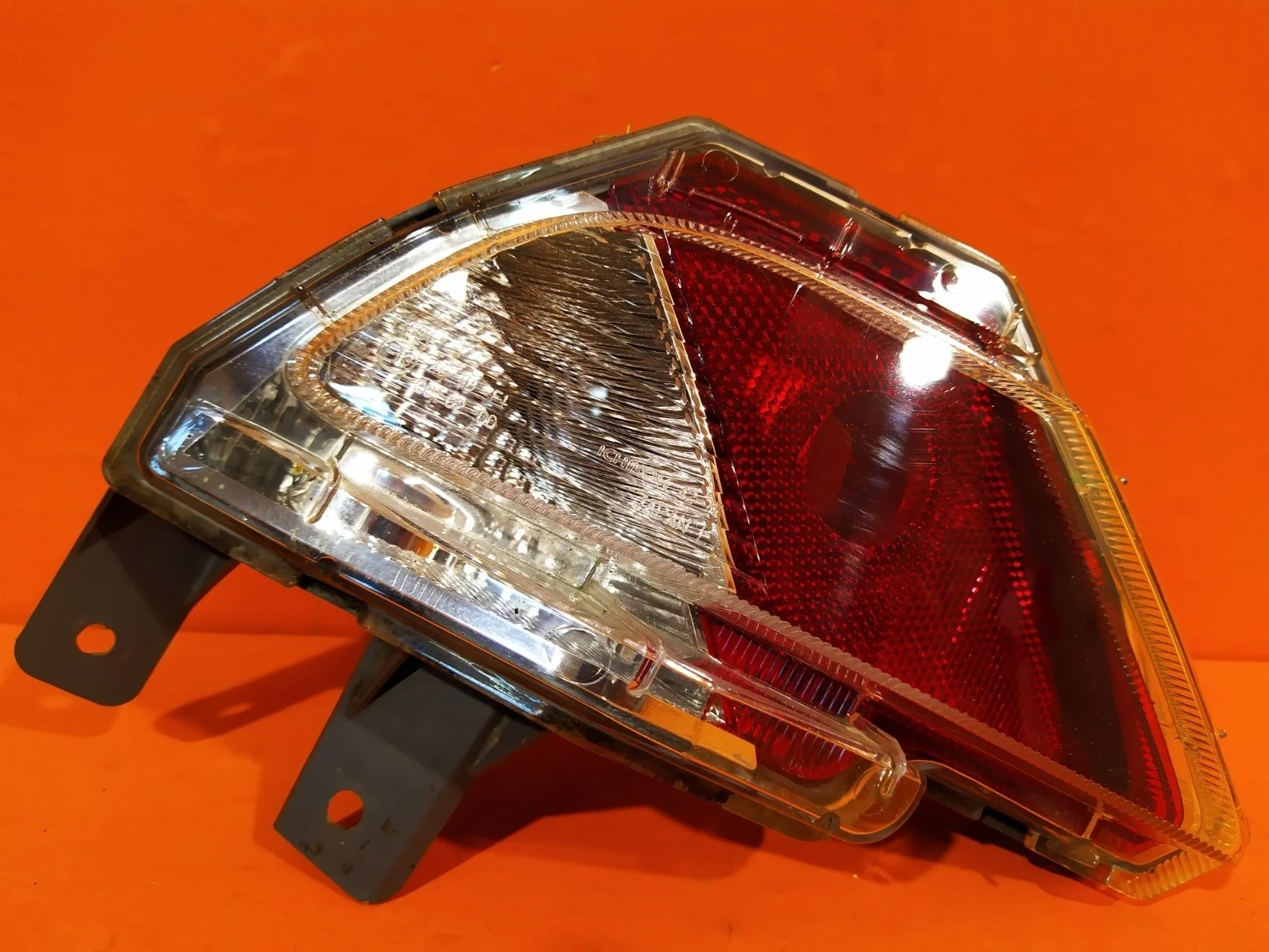 Фонарь противотуманный Toyota RAV4 2015-2019 CA40