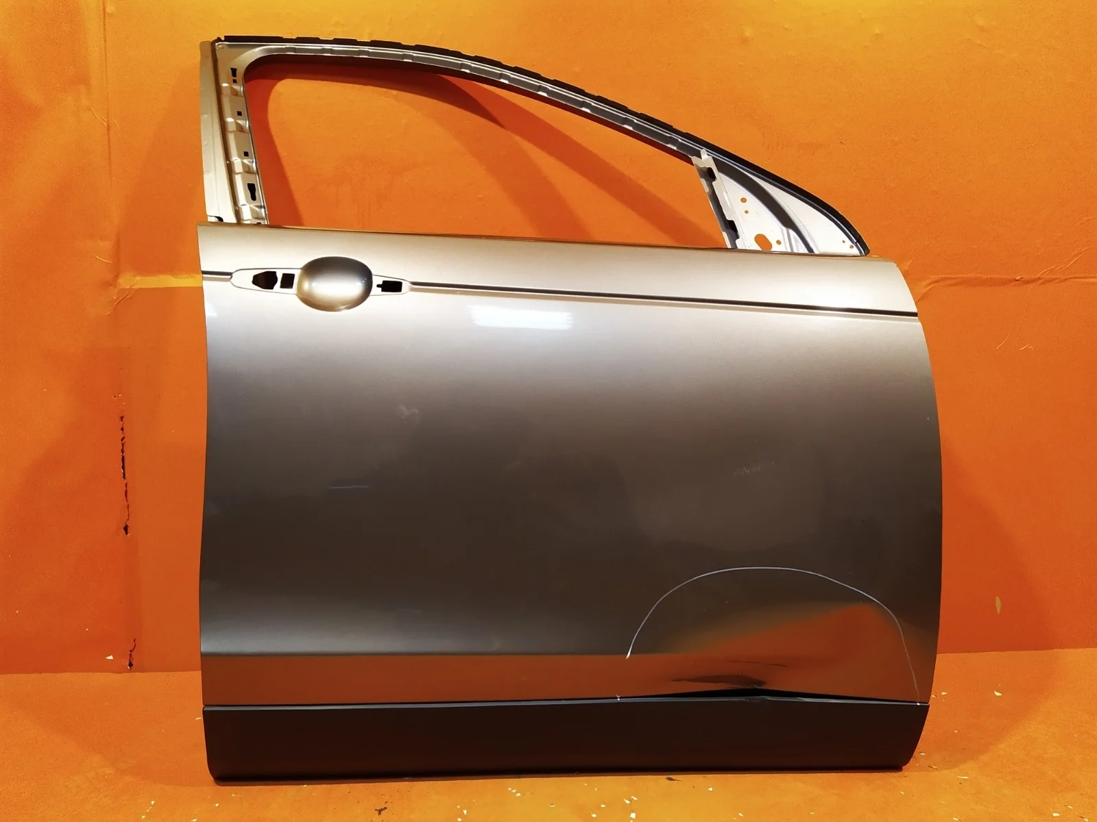 Дверь Land Rover Discovery Sport 2014-нв L550