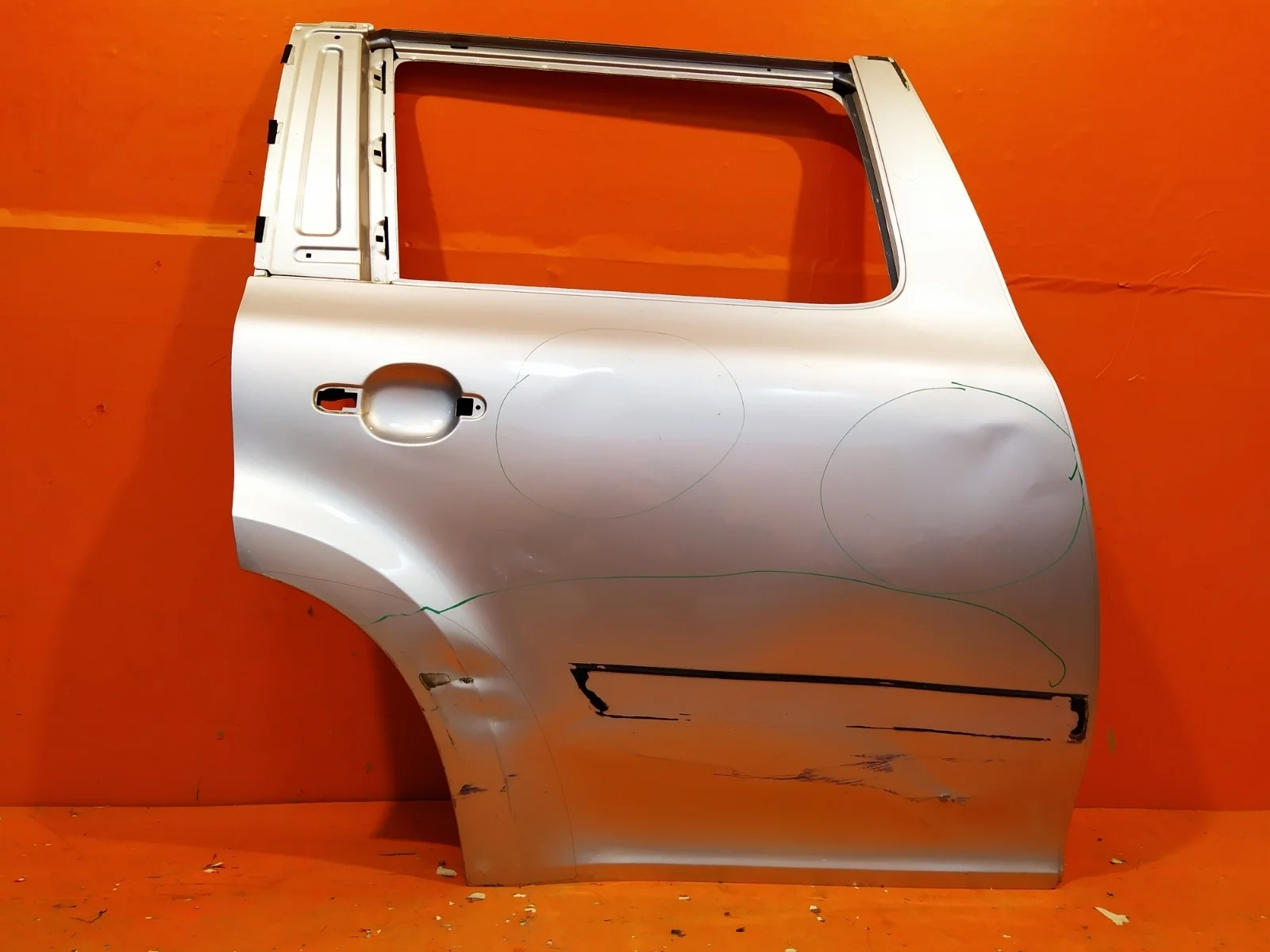 Дверь Skoda Yeti 2009-2018