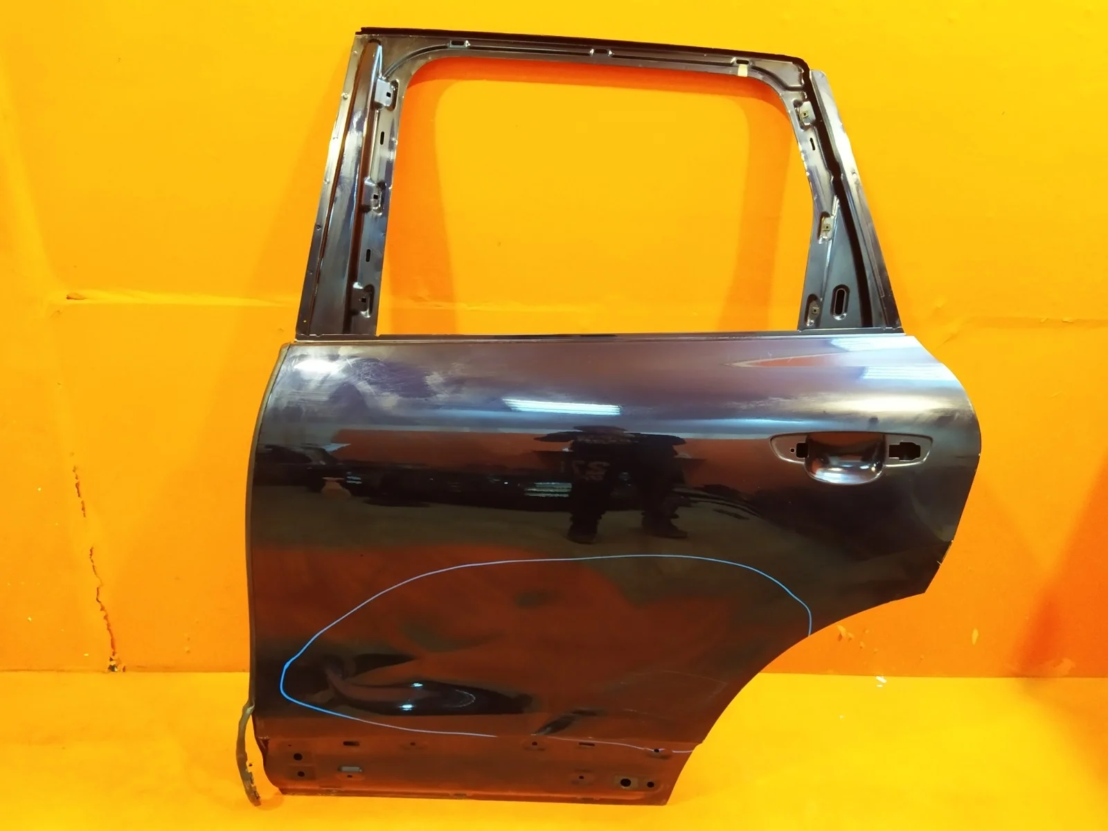 Дверь Volkswagen Touareg 2010-2018