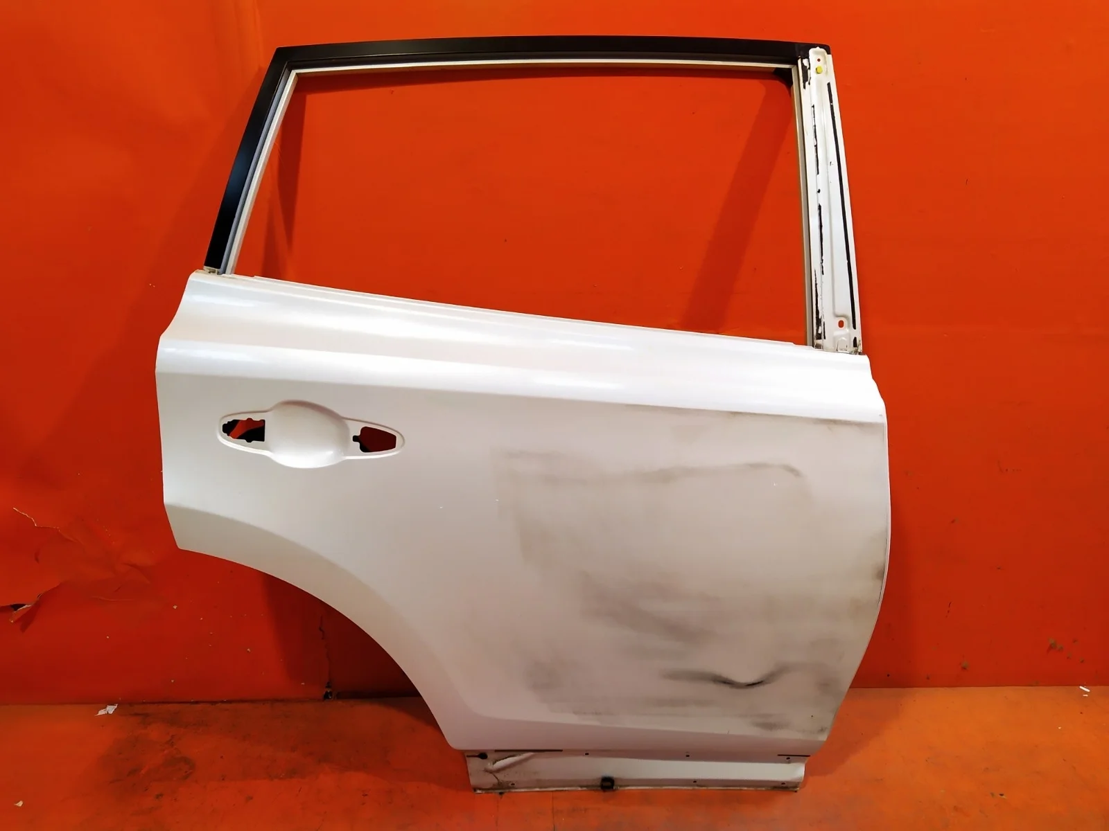 Дверь Toyota Rav4 2012-2019 CA40